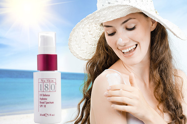 Cremă hidratantă facială - Nu Skin 180º® UV Block Hydrator SPF 18 - imagine 2