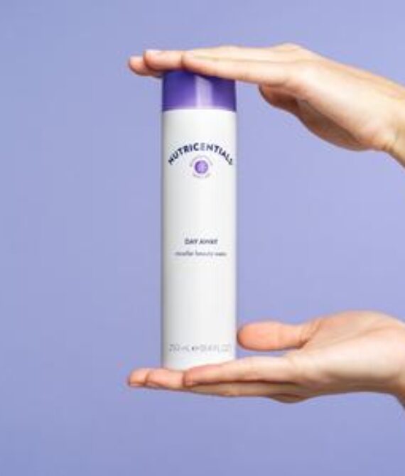 Apa micelara – Day Away Micellar Beauty Water- Nutricentials